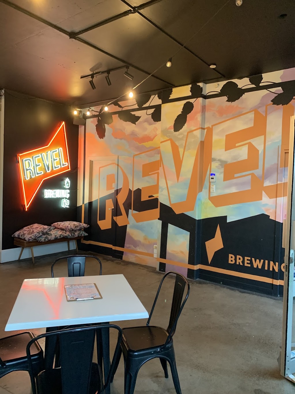 Fuel Brewing Co Bulimba | 41 Oxford St, Bulimba QLD 4171, Australia | Phone: (07) 3899 5470