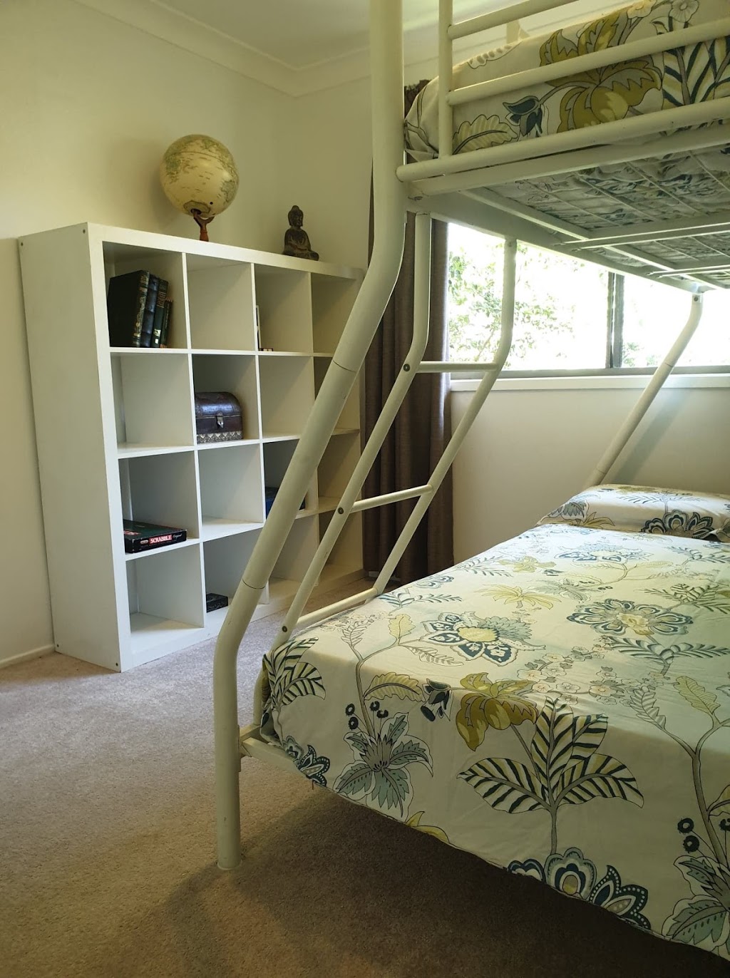 Sunnyside Up Guesthouse | 11B Margaret St, Point Clare NSW 2250, Australia | Phone: 0438 473 033