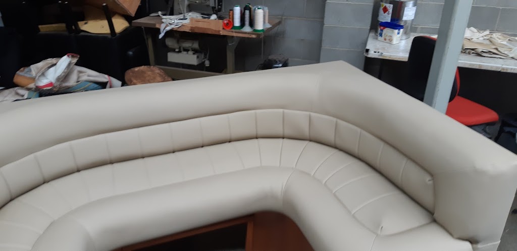 Col Willmore - Motor Trimming | Unit 4/16 Grieve Cl, West Gosford NSW 2250, Australia | Phone: 0401 050 713