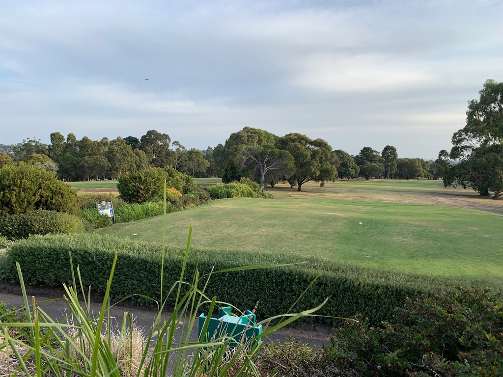 Churchill Park Golf Club | 113 Churchill Park Dr, Endeavour Hills VIC 3802, Australia | Phone: (03) 9700 4445