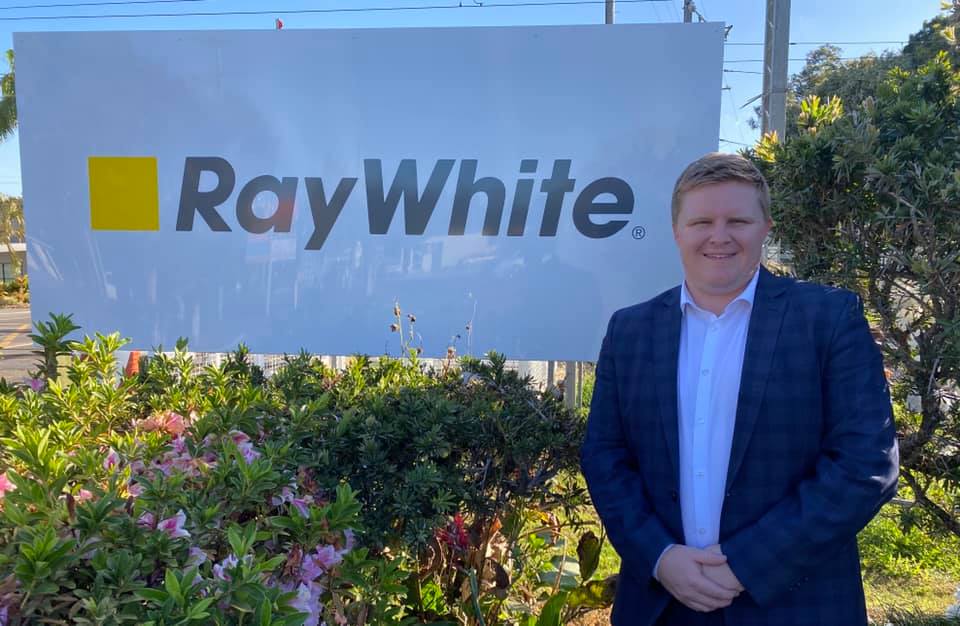 Ray White Mooloolah Valley |  | Shop 7/1 Connection Rd, Mooloolah Valley QLD 4553, Australia | 0753061700 OR +61 7 5306 1700