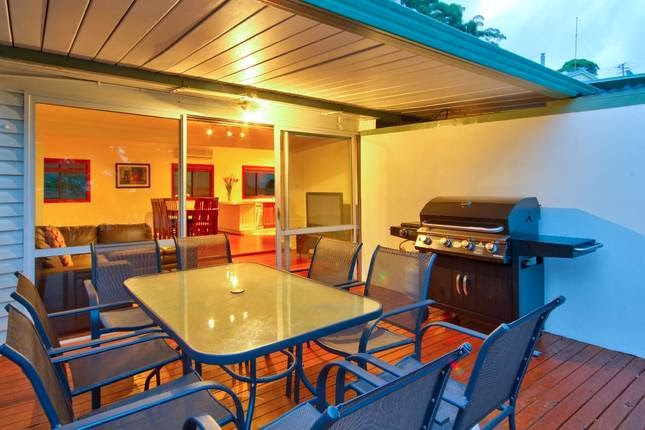 Pacific Views Beach House | 77 Scenic Hwy, Terrigal NSW 2260, Australia | Phone: 0414 583 294