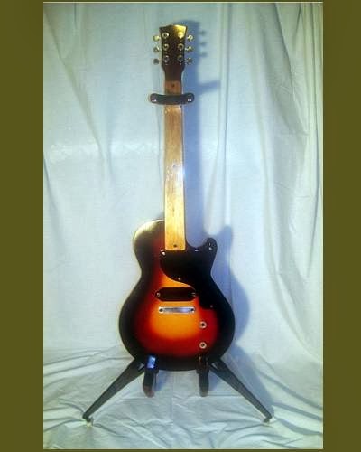 Treble Clef Guitar Stands | electronics store | 30 Nester Rd, Woori Yallock VIC 3139, Australia | 0359647157 OR +61 3 5964 7157