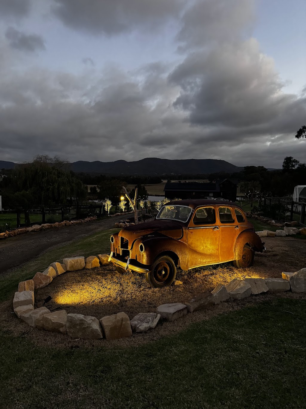 Prime Host: Hunter Valley Log Cabin Escape | 59 Helena St, Ellalong NSW 2325, Australia | Phone: 0460 830 837