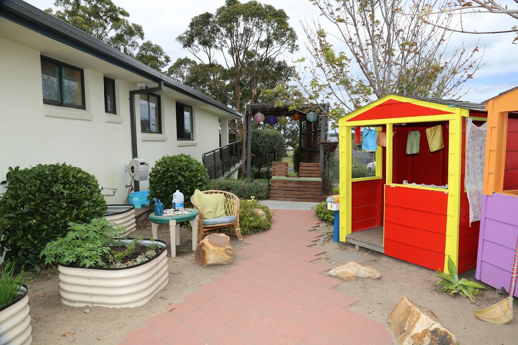 Little Flippers Kindergarten | school | 8 Coolabah Dr, Taree NSW 2430, Australia | 0265522028 OR +61 2 6552 2028