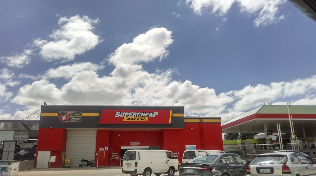 Supercheap Auto Gungahlin | electronics store | 2 Ginn St, Gungahlin ACT 2912, Australia | 0262410387 OR +61 2 6241 0387