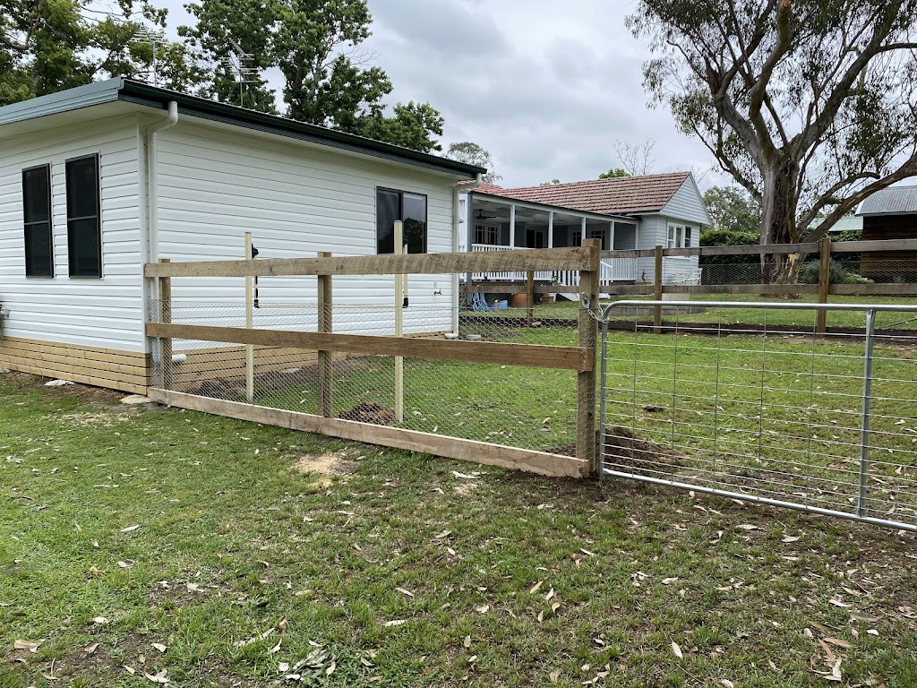 THE FENCING GURUS | 18 Tuart Cir, Narellan Vale NSW 2567, Australia | Phone: 0433 234 367