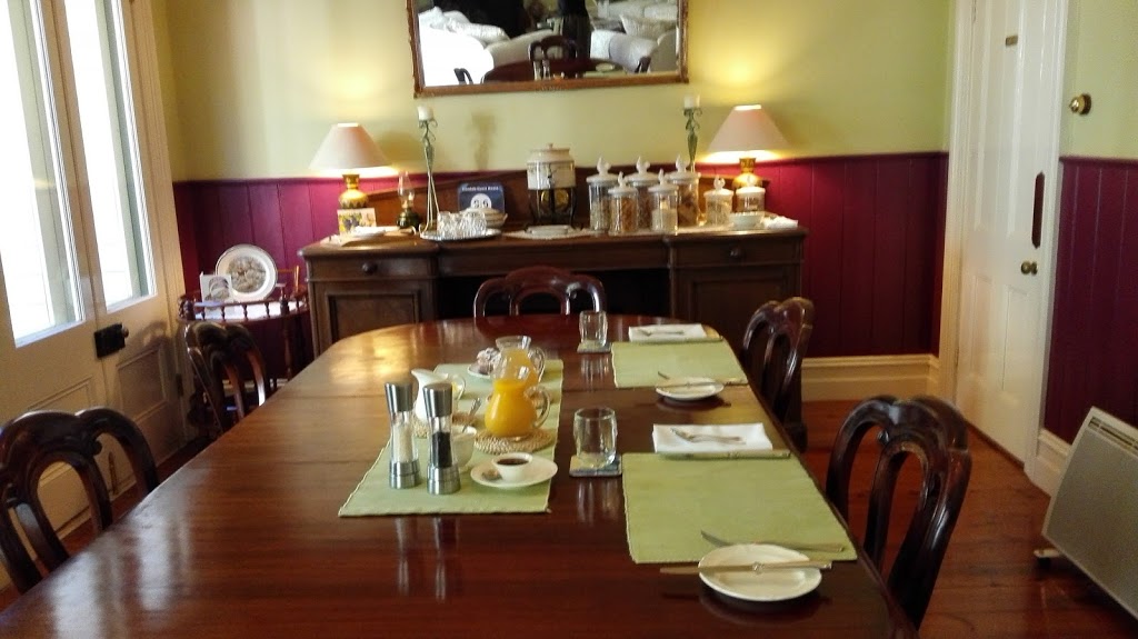 Erindale Guest House | 1 Victoria Rd, Beechworth VIC 3747, Australia | Phone: (03) 5728 2013