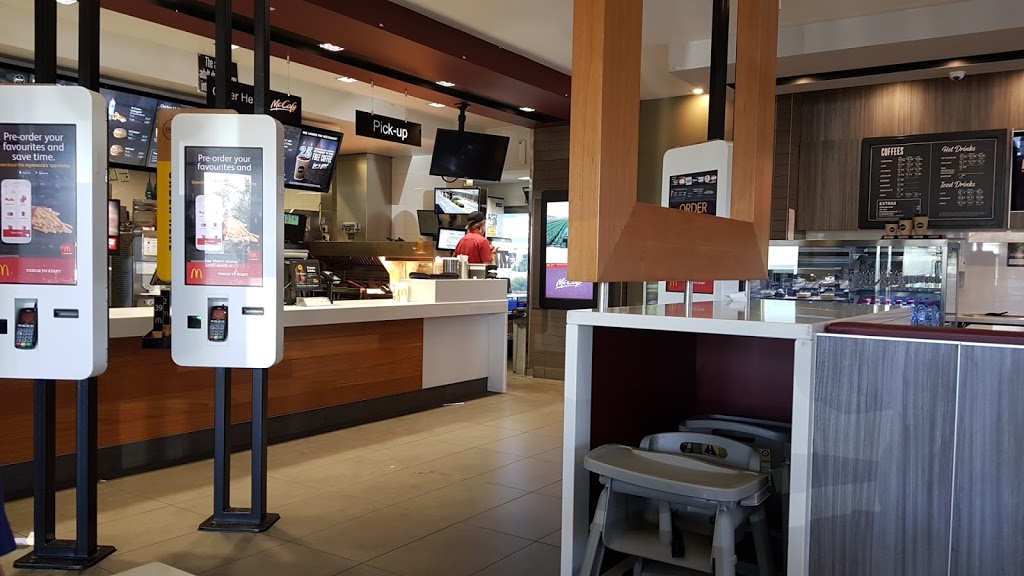 McDonalds Stawell | cafe | 57 Seaby St, Stawell VIC 3380, Australia | 0353585761 OR +61 3 5358 5761
