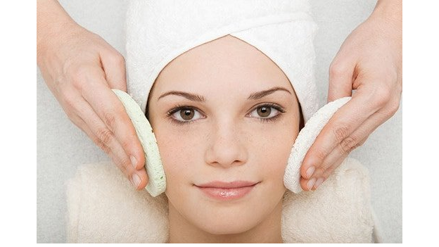 Radiance Beauty Bar-Laurice Kennedy | 47 Bowen St, Roma QLD 4455, Australia | Phone: 0499 163 441