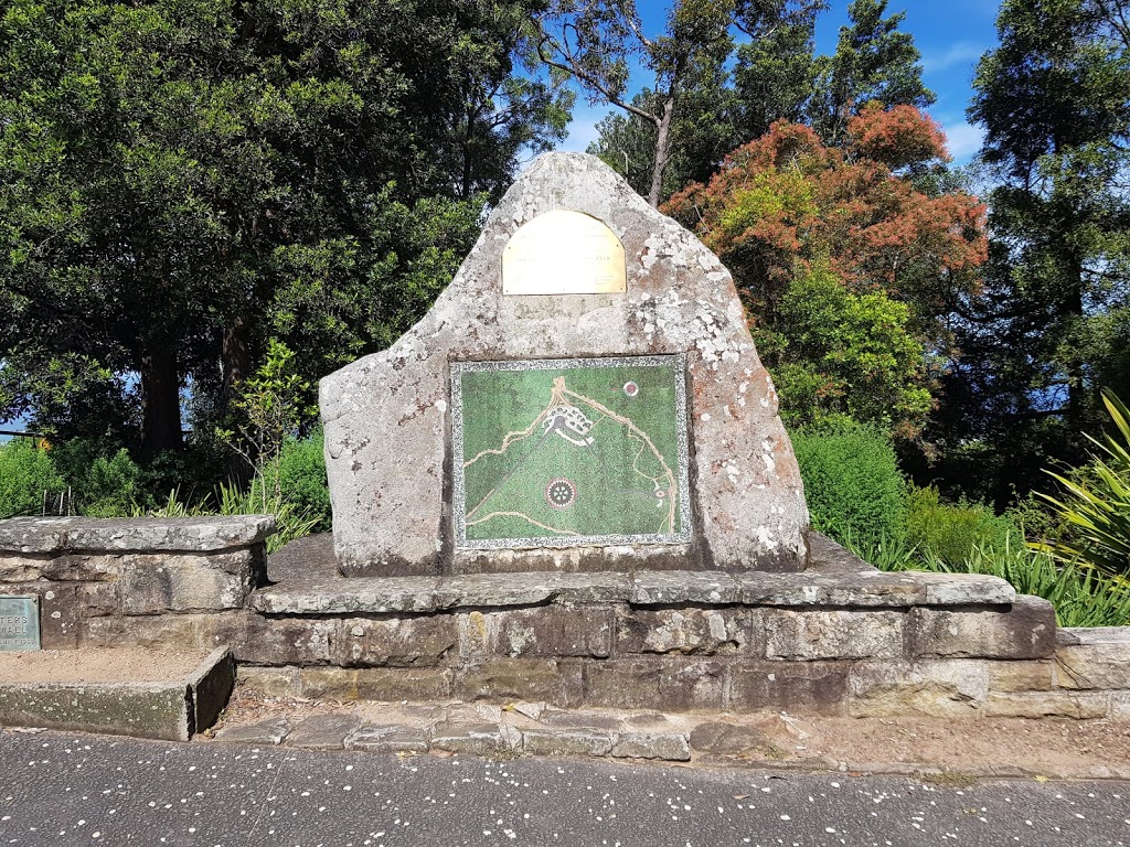 Mount Keira Lookout | Keira Summit Track, Mount Keira NSW 2500, Australia | Phone: (02) 4227 7667