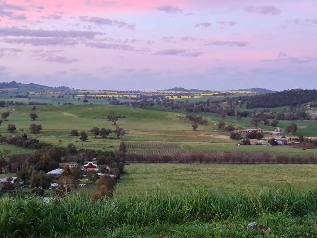 Blue Jacket Hill Lookout | Bluejacket Ln, Moorbel NSW 2804, Australia