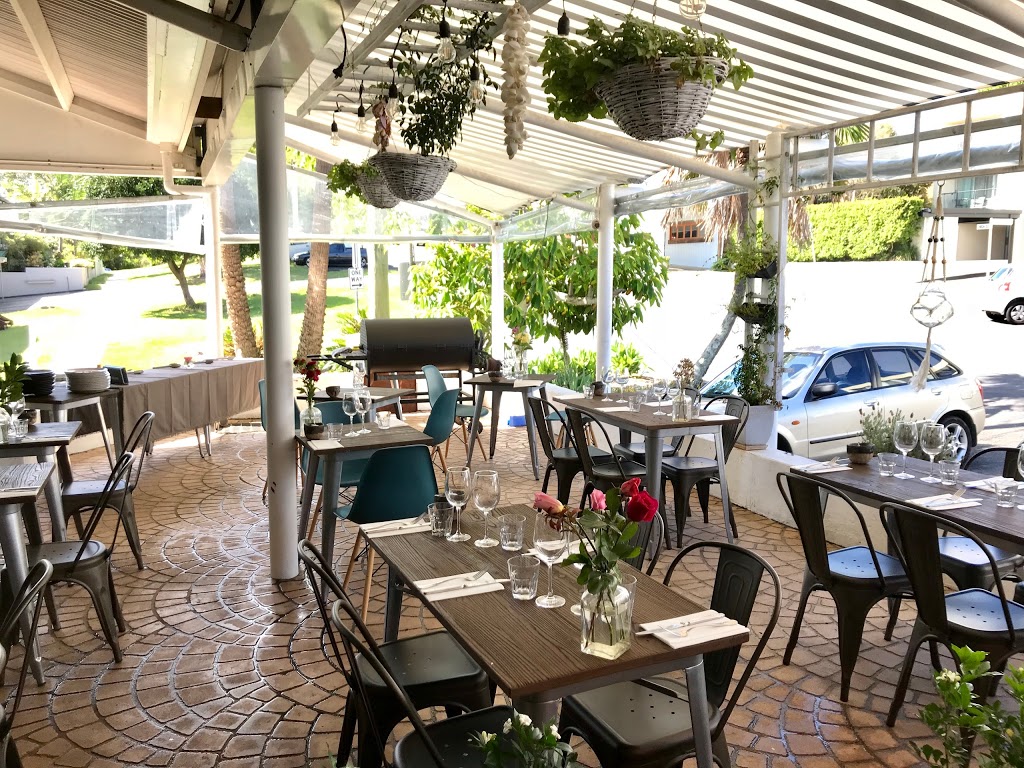 The French Pan Tree | restaurant | 15 Clarence St, Yamba NSW 2464, Australia | 0266462335 OR +61 2 6646 2335