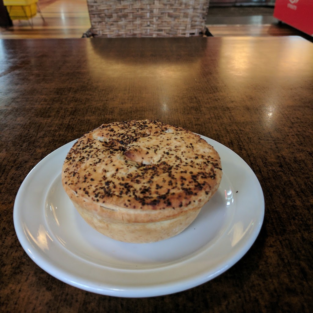 Humble Pie | bakery | 1 Mogo Pl, Billinudgel NSW 2483, Australia | 0266801082 OR +61 2 6680 1082