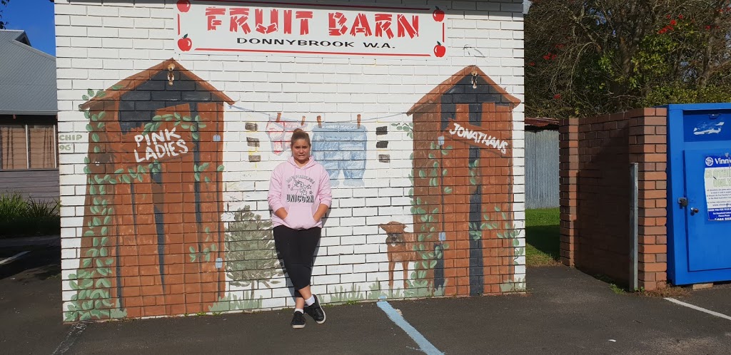 Fruit Barn | store | 7 S Western Hwy, Donnybrook WA 6239, Australia | 0897311198 OR +61 8 9731 1198