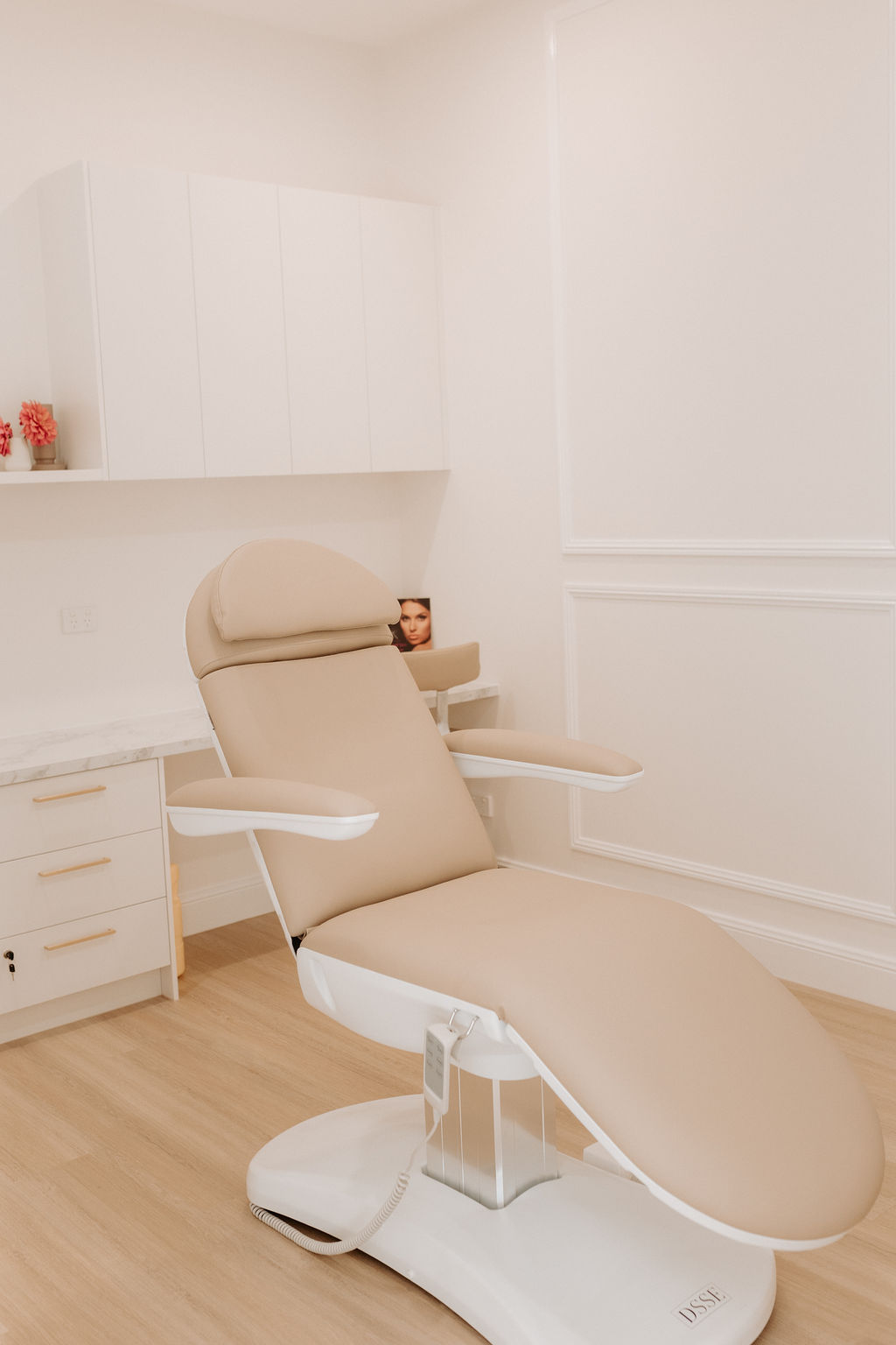Meridian aesthetics | 14/280 Yarrabilba Dr, Yarrabilba QLD 4207, Australia | Phone: 0481 264 770