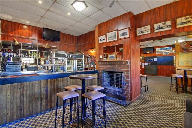 Shamrock Cafe` Boorowa | cafe | 37B Marsden St, Boorowa NSW 2586, Australia | 0438473988 OR +61 438 473 988
