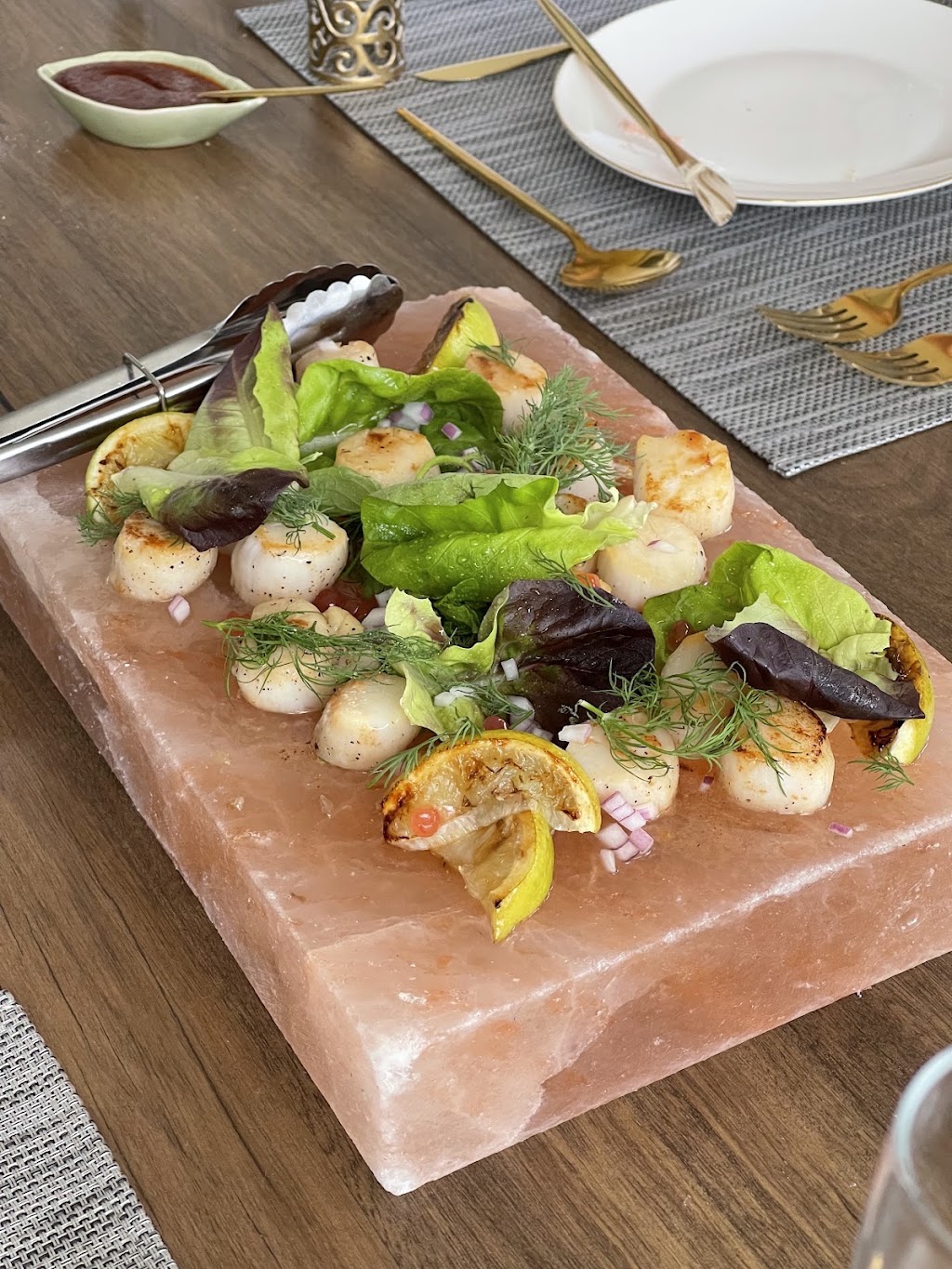 Dine In | 13 Day Ave, Figtree NSW 2525, Australia | Phone: 0432 804 952