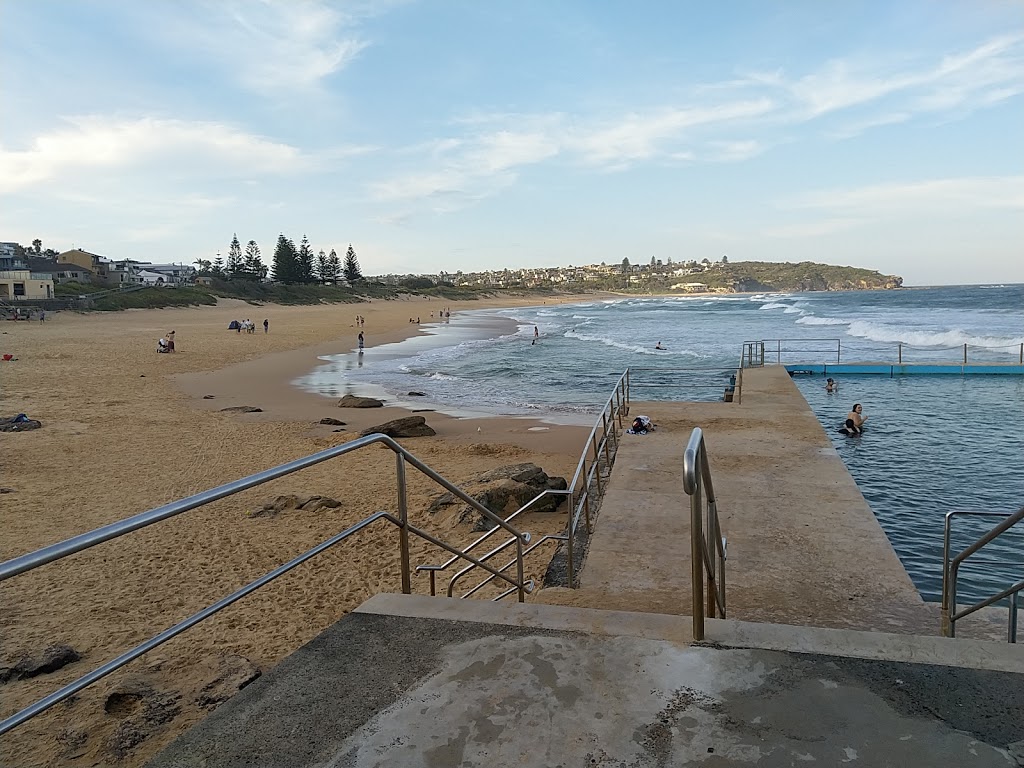 South Curl Curl Rockpool | Carrington Parade, Curl Curl NSW 2096, Australia | Phone: 1300 434 434