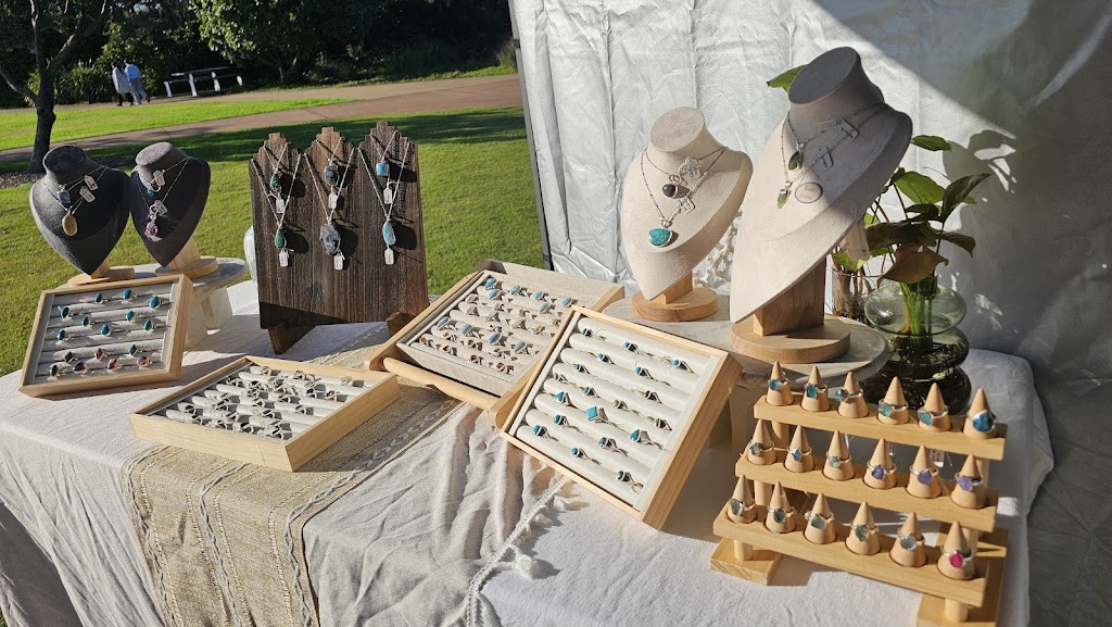 Korsephone Adornments | Harbouside Market, Jordan Esplanade, Coffs Harbour NSW 2450, Australia | Phone: 0424 844 679