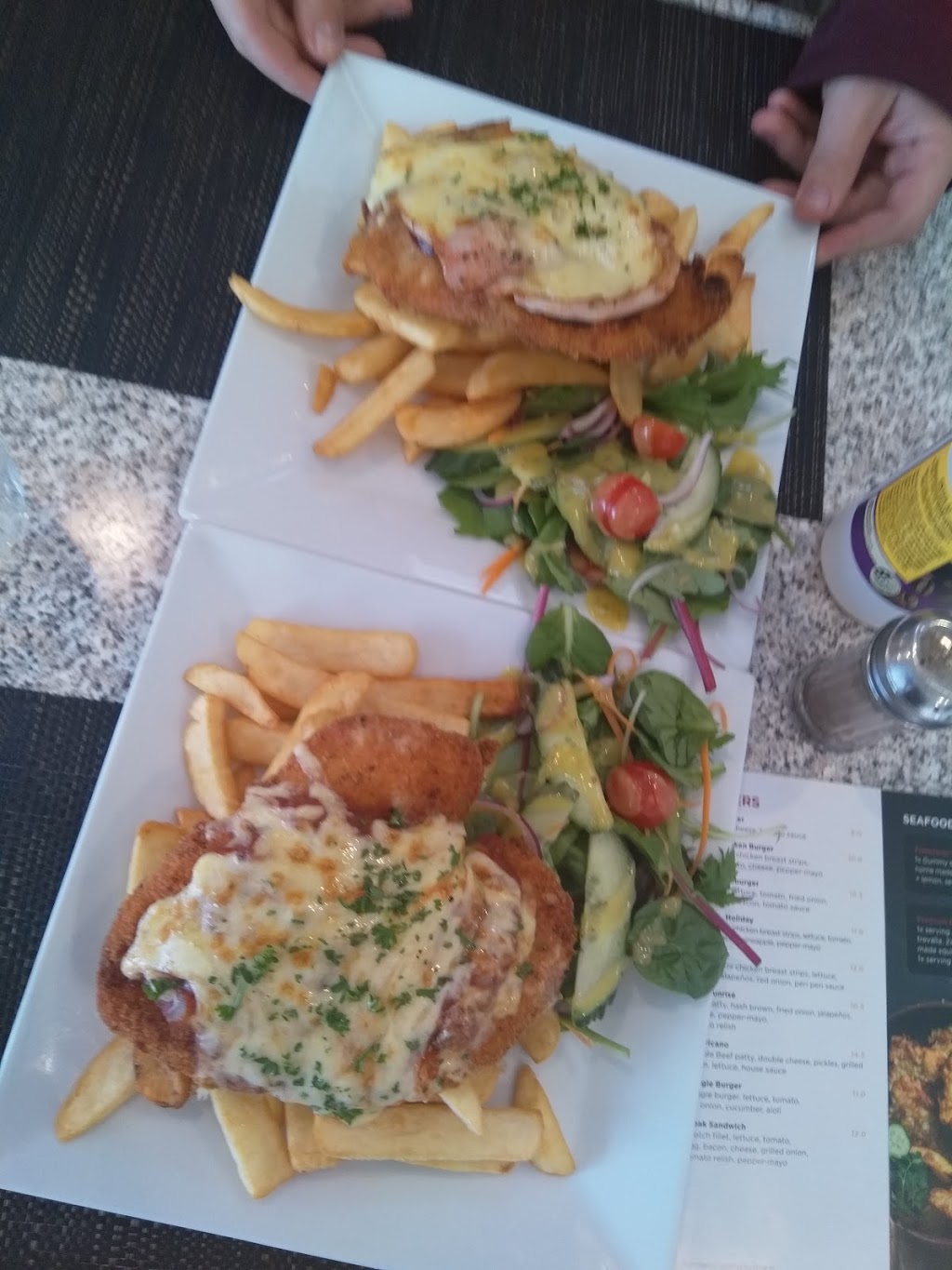 Shes Cooked Cafe | meal takeaway | 534 S Arm Rd, Lauderdale TAS 7005, Australia | 0362481042 OR +61 3 6248 1042