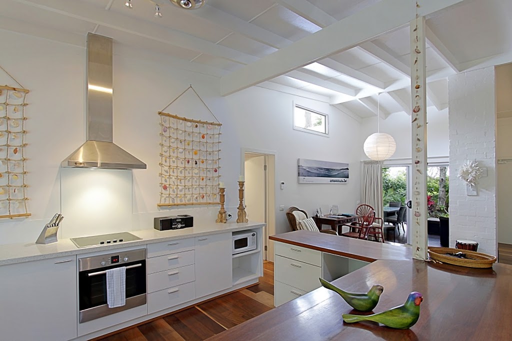 A PERFECT STAY Allure | 5 Cavvanbah St, Byron Bay NSW 2481, Australia | Phone: 1300 588 277