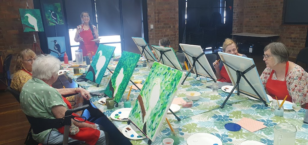 Paint with Llynda N | 48 Bennett St, Millfield NSW 2325, Australia | Phone: 0425 279 939