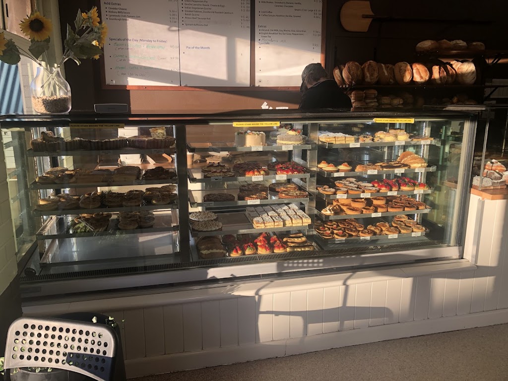 Gerringong Bakery | bakery | 123 Fern St, Gerringong NSW 2534, Australia | 0450954480 OR +61 450 954 480