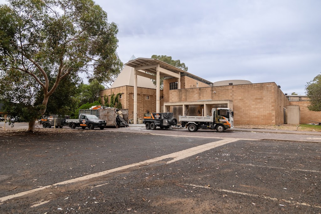 Dubbo yard maintenance | 6 Drysdale Cl, Dubbo NSW 2830, Australia | Phone: 0458 587 452