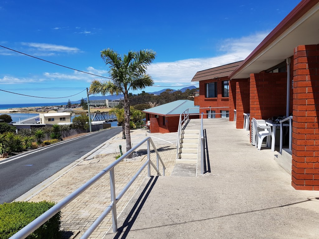 Blue Seas Holiday Villas | lodging | 2 Wattle Dr, Scamander TAS 7215, Australia | 0363725211 OR +61 3 6372 5211