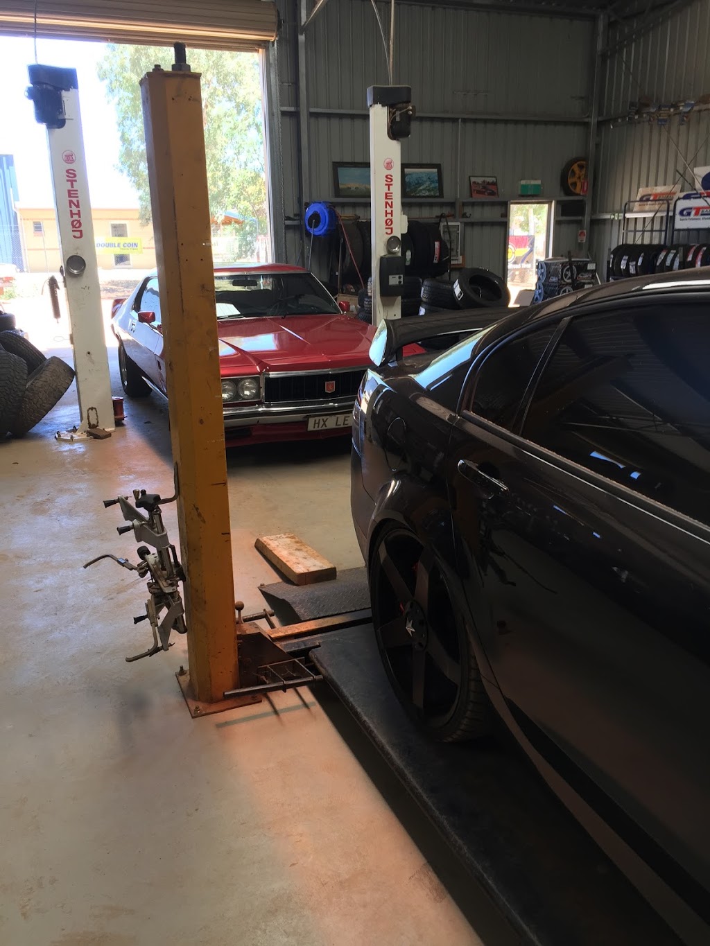 Avon Valley Tyre Service | car repair | 10 Maxwell St, York WA 6302, Australia | 0896411003 OR +61 8 9641 1003