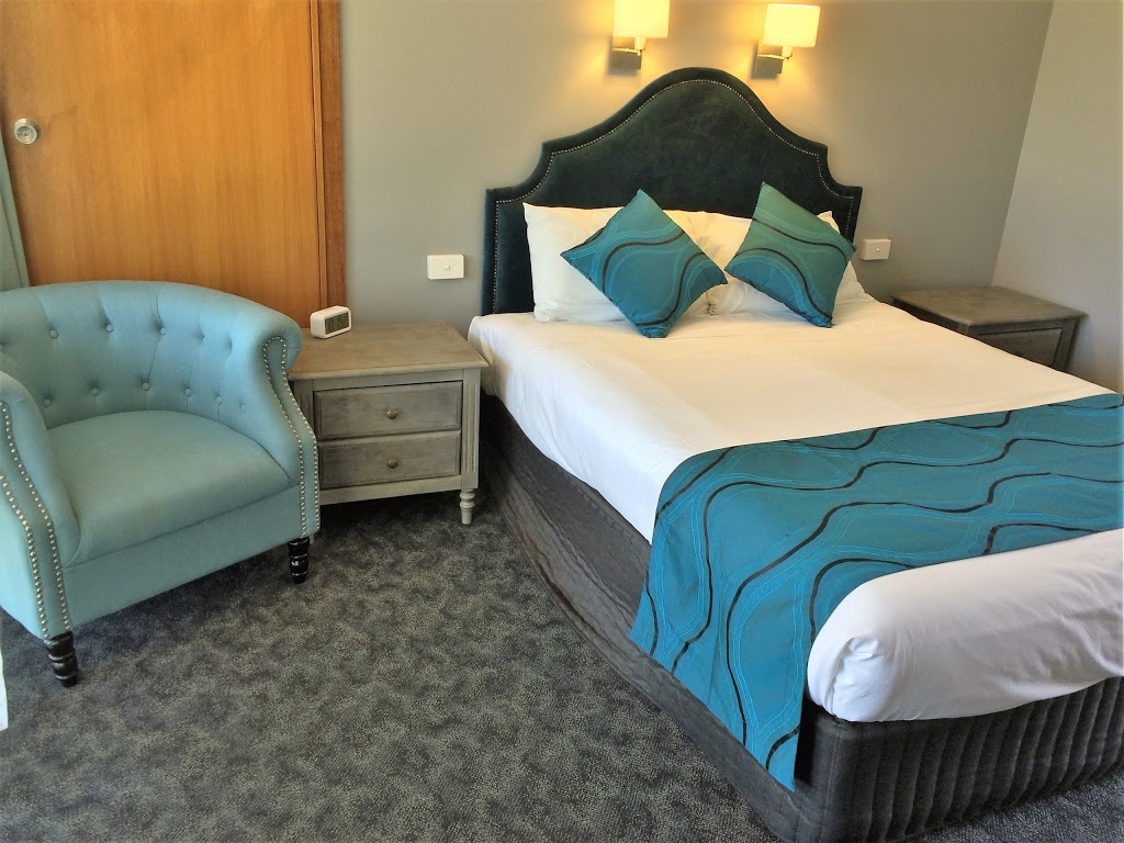 Town & Country Motor Inn Forbes | 13 Newell Hwy, Forbes NSW 2871, Australia | Phone: (02) 6852 3444