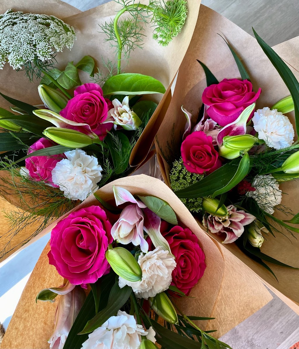 Wattle & Wax Floristry | 72 Oak St, Chinchilla QLD 4413, Australia | Phone: 0418 379 089