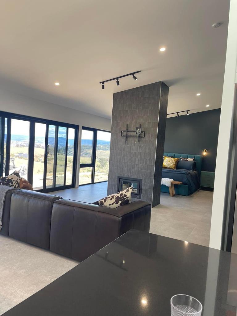 Murrandah | 11 Delaney Dr, Little Hartley NSW 2790, Australia | Phone: 0400 340 333