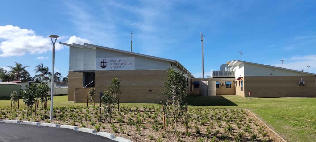 Batemans Bay Basketball Stadium | Hanging Rock Stadium, Beach Rd, Batemans Bay NSW 2536, Australia | Phone: (02) 4472 6953