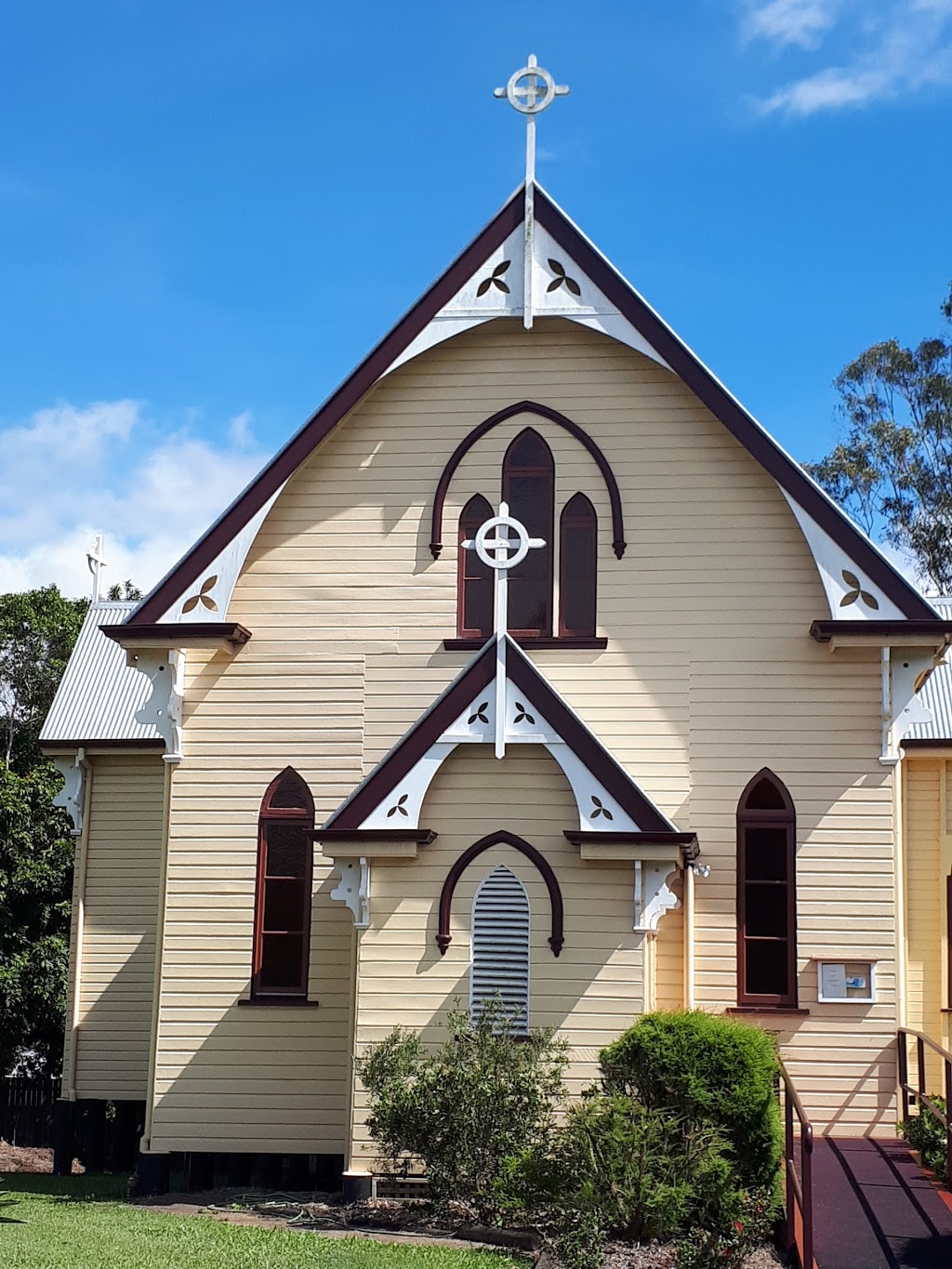 Saint Patricks Catholic Church | 3 Mulgrave Rd, Yungaburra QLD 4884, Australia | Phone: (07) 4091 1125