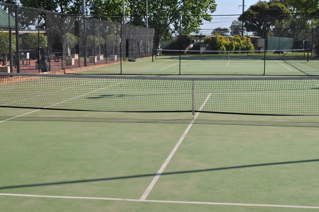 Wests Tennis Club | 16 Old Leumeah Rd, Leumeah NSW 2560, Australia | Phone: (02) 4626 2088