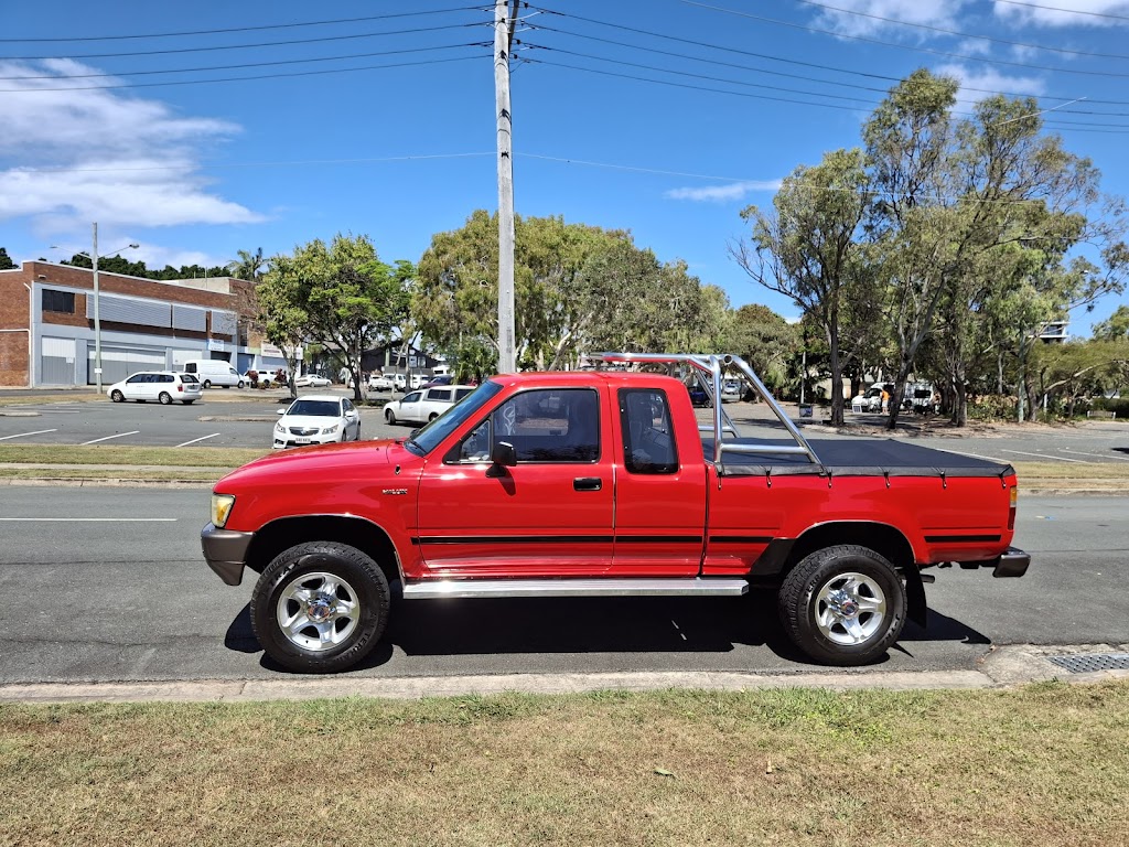 OLD SKOOL MOBILE CAR WASH & DETAILING | 12 Calendula Ct, Regency Downs QLD 4341, Australia | Phone: 0434 992 845