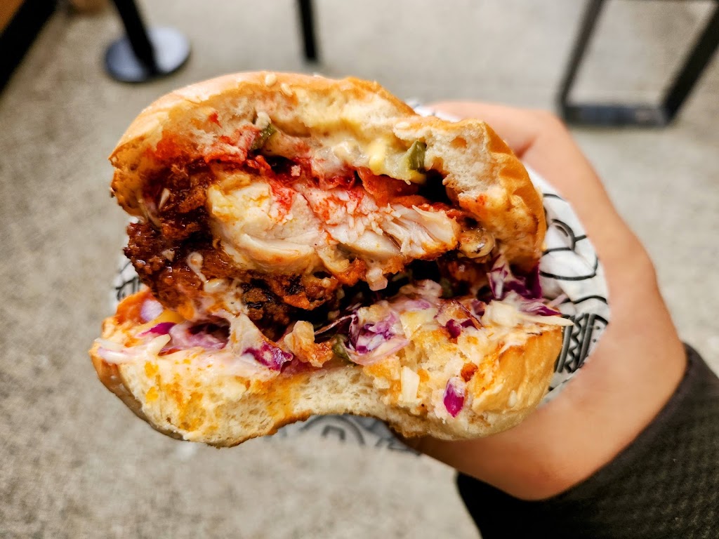 Bama Fried Chicken Moorabbin | Located inside Pattysmiths, Shop 21/288 Centre Dandenong Rd, Moorabbin VIC 3194, Australia | Phone: (03) 8521 3522