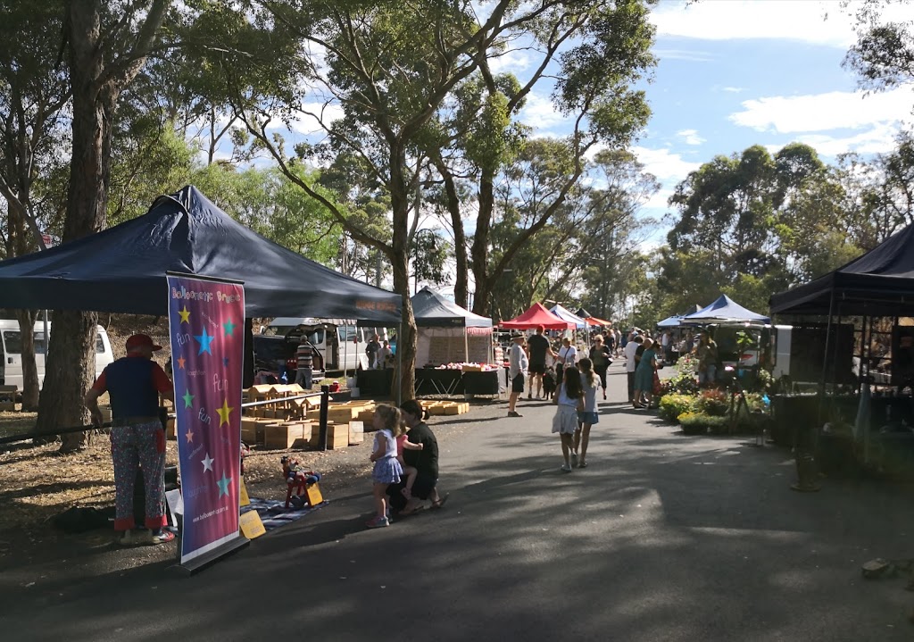 Eltham Community Craft & Produce Market | Panther Pl, Eltham VIC 3095, Australia | Phone: 0401 288 027