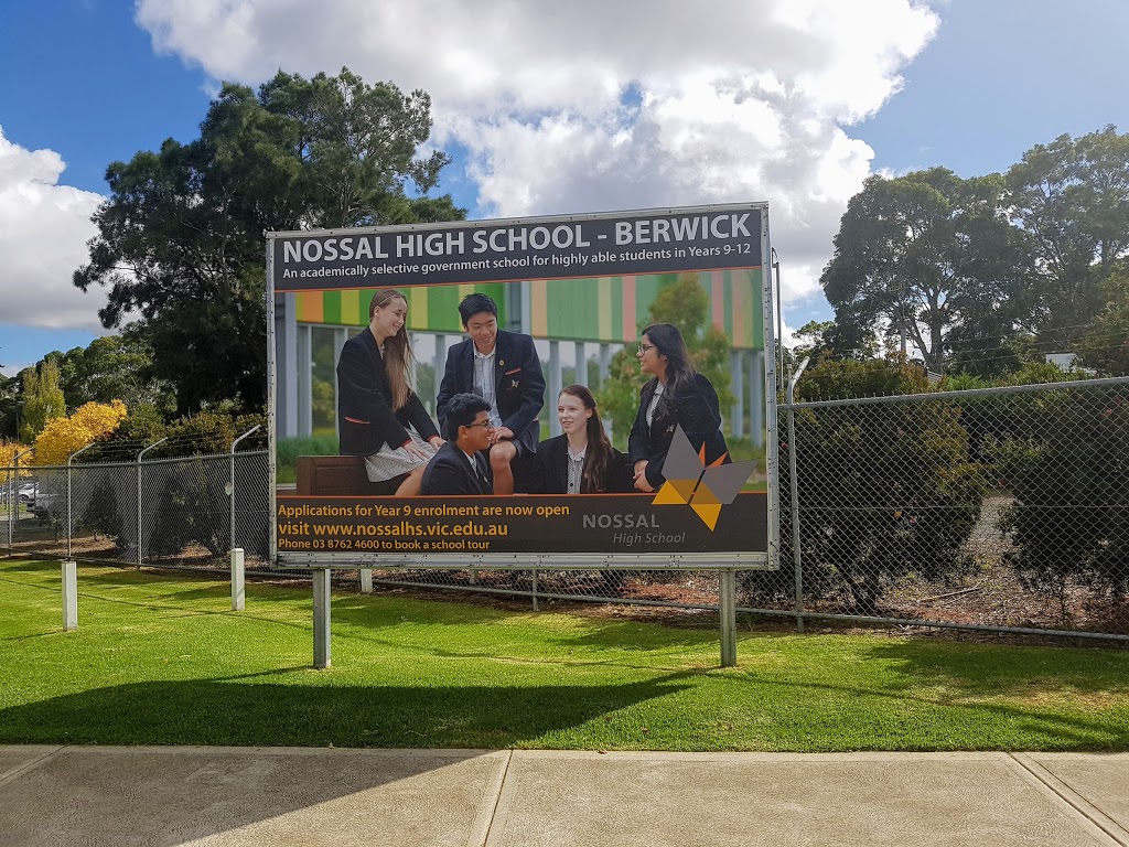 Nossal High School | school | Sir Gustav Nossal Boulevarde, 100 Clyde Road, Berwick VIC 3806, Australia | 0387624600 OR +61 3 8762 4600