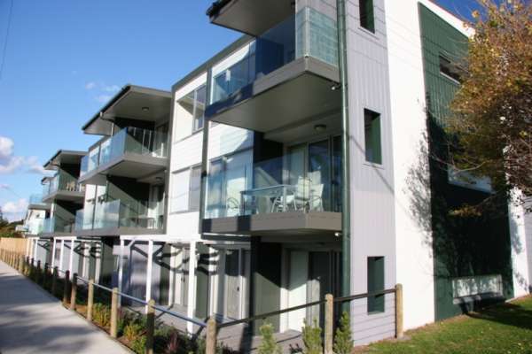 Apollo Blue 6 Holiday Apartment Apollo Bay | 6/22 Great Ocean Rd, Apollo Bay VIC 3233, Australia | Phone: (03) 5237 2600