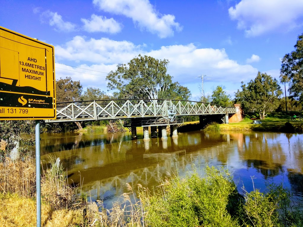 Port Of Sale Heritage Cruises | tourist attraction | Canal Rd, Sale VIC 3850, Australia | 0400933112 OR +61 400 933 112