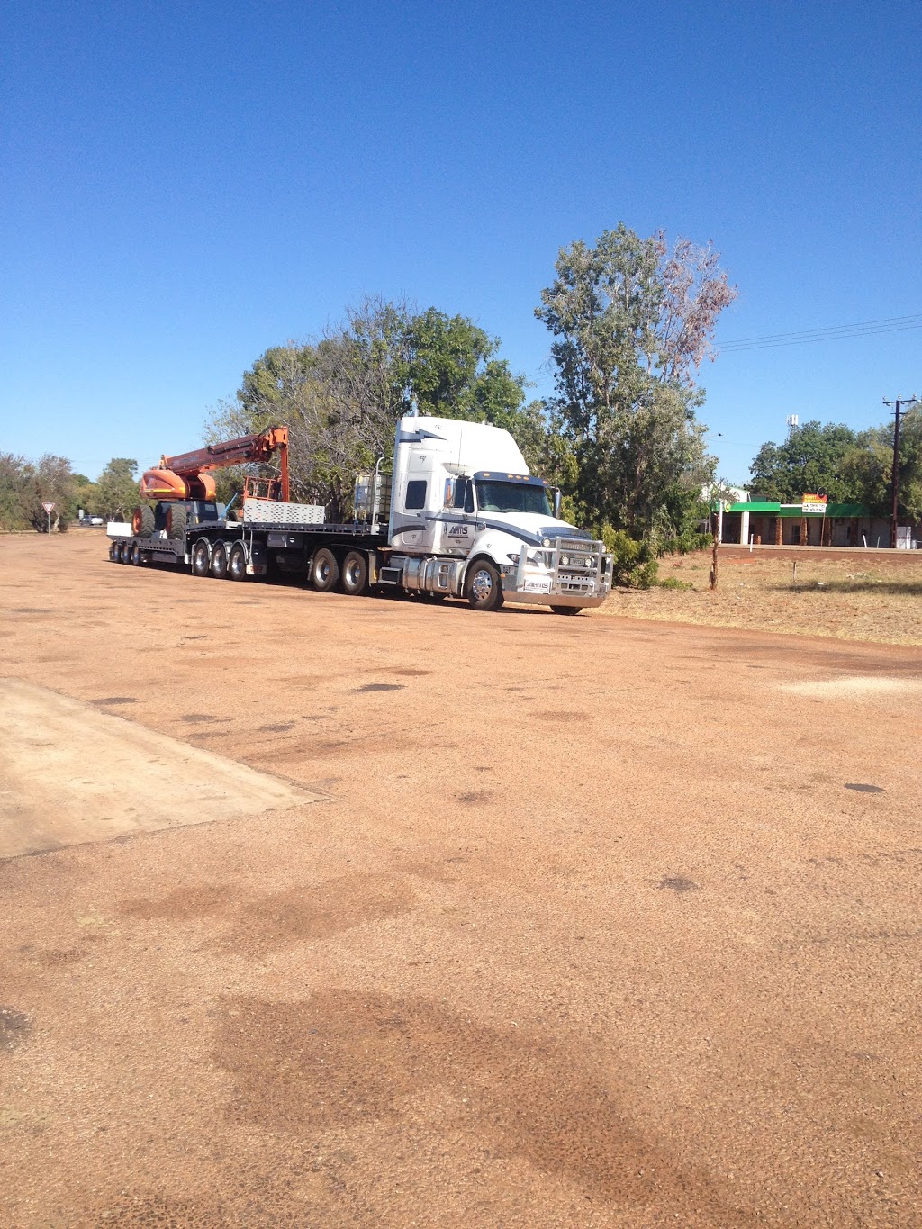 Ams Mining Transport | 10 Thorpe St, Moranbah QLD 4744, Australia | Phone: (07) 4941 9933