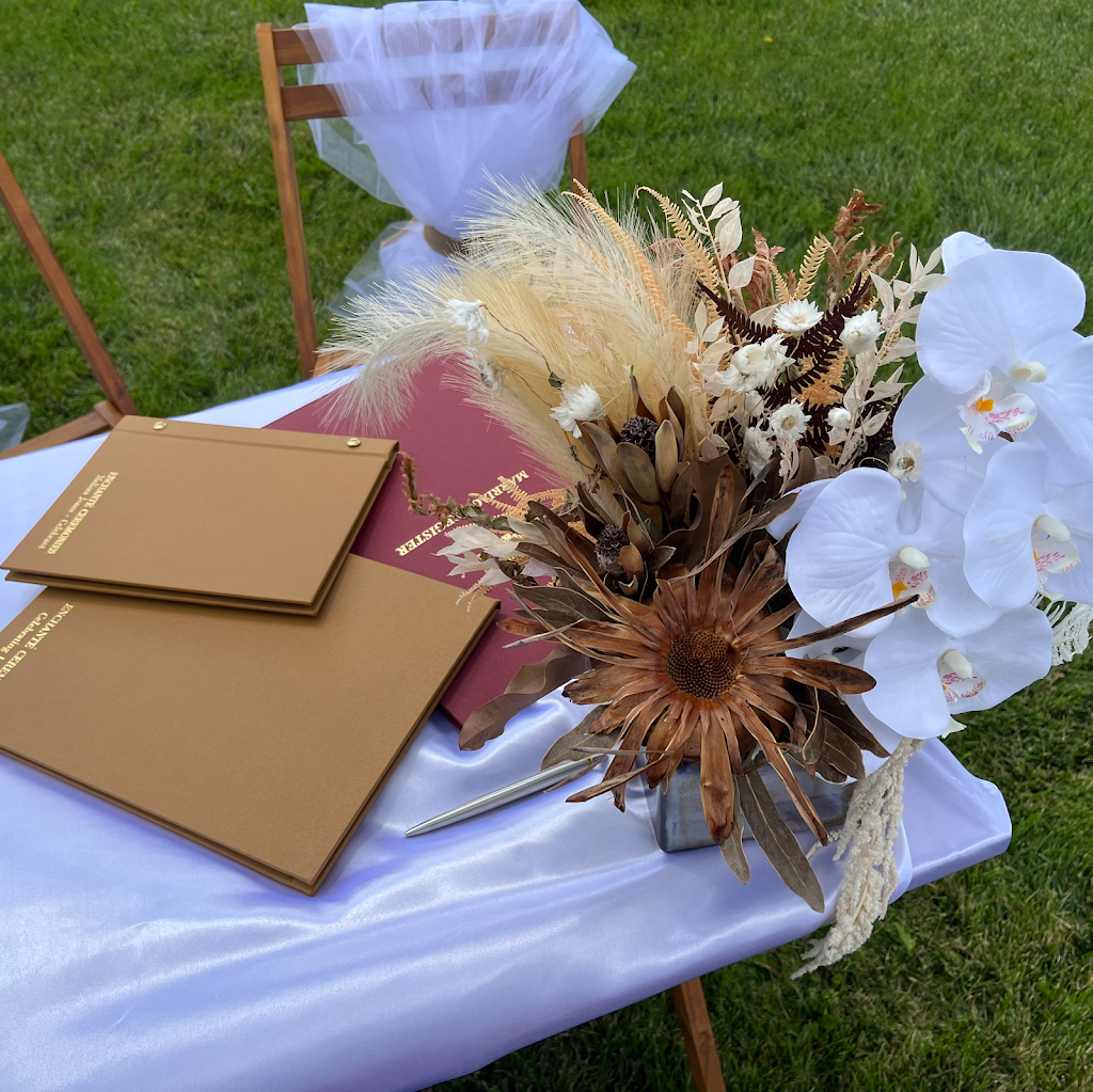 Enchanté Ceremonies | by appt only, 9 St Aubyn Rd, Goulburn NSW 2580, Australia | Phone: 0422 596 235