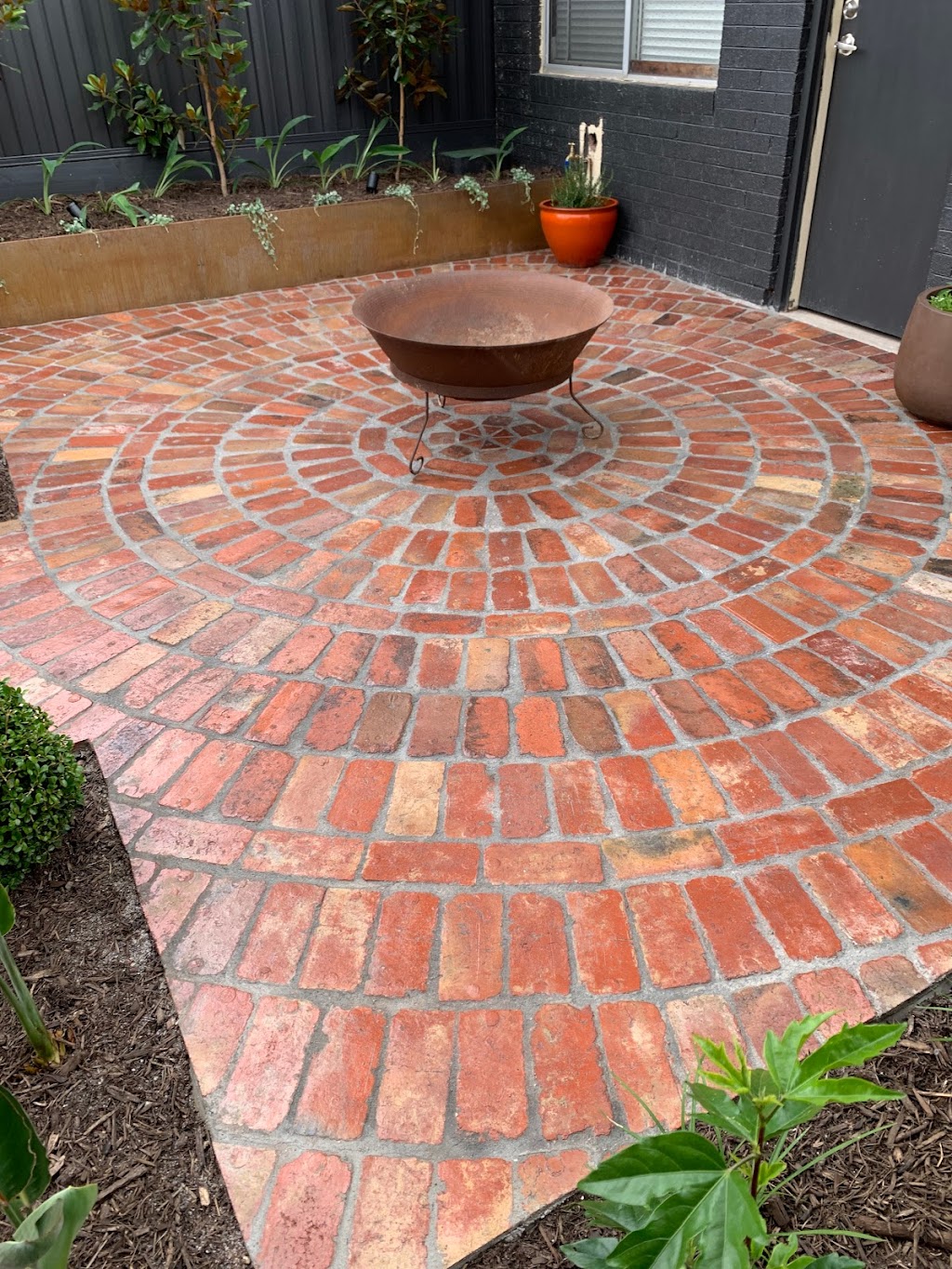 Natures Essence Landscaping | general contractor | 7/15 Milton St, Elwood VIC 3184, Australia | 0449808062 OR +61 449 808 062