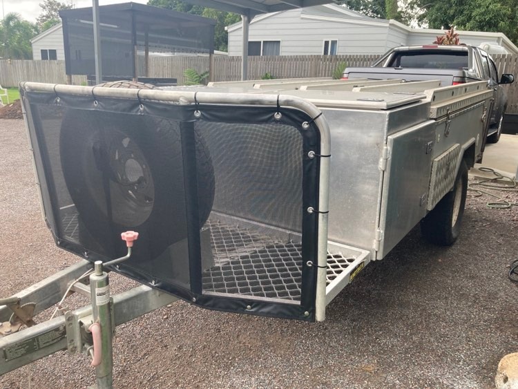 K & D Upholstery | 3 Place Ave, Sarina QLD 4737, Australia | Phone: 0427 430 795