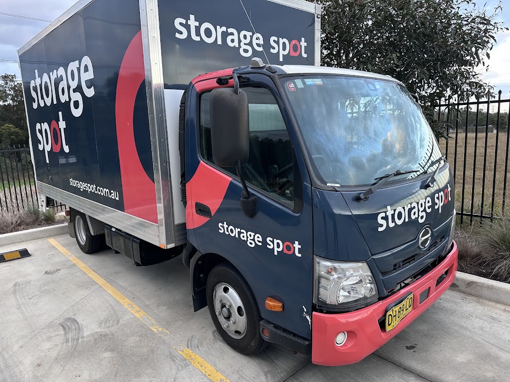 Storage Spot Gregory Hills | 23 Digitaria Dr, Gledswood Hills NSW 2557, Australia | Phone: (02) 7257 7007