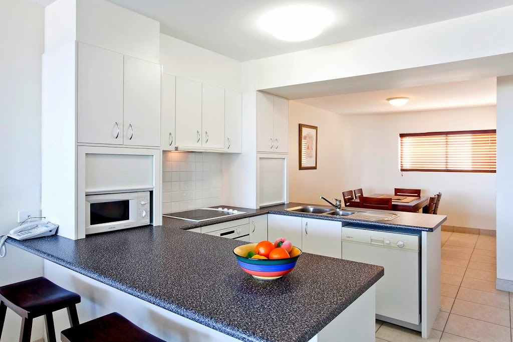 La Mer Beachfront Apartments | 5-7 Belmore Terrace, Sunshine Beach QLD 4567, Australia | Phone: (07) 5447 2111