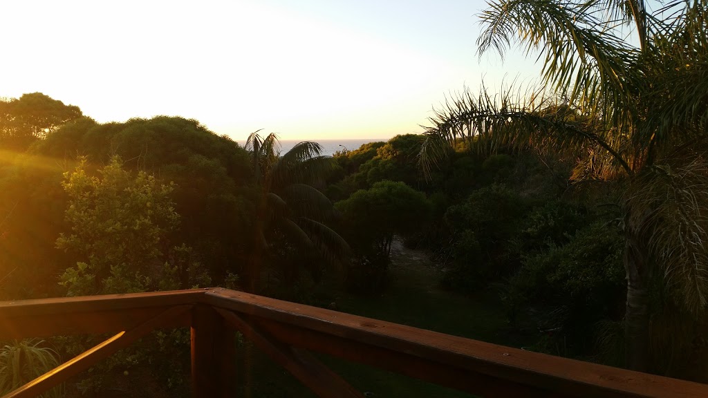 Oceana Sunset | lodging | 10 Pembroke Ct, Warnbro WA 6169, Australia